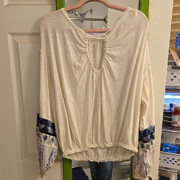 Free People Tops - Free People Women's Cream and Blue Boho Top Oversized